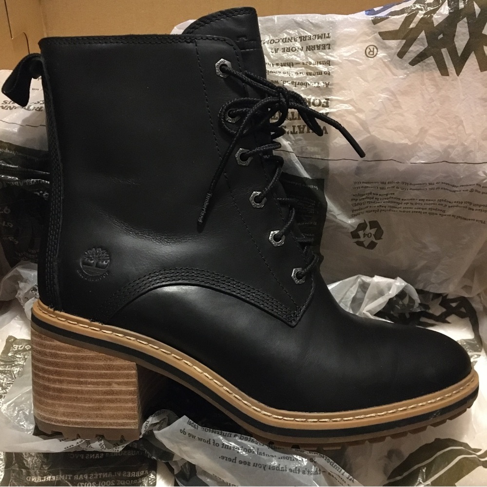 Timberland Sienna High waterproof boots. Size 7. New in box. - Picture 3 of 11